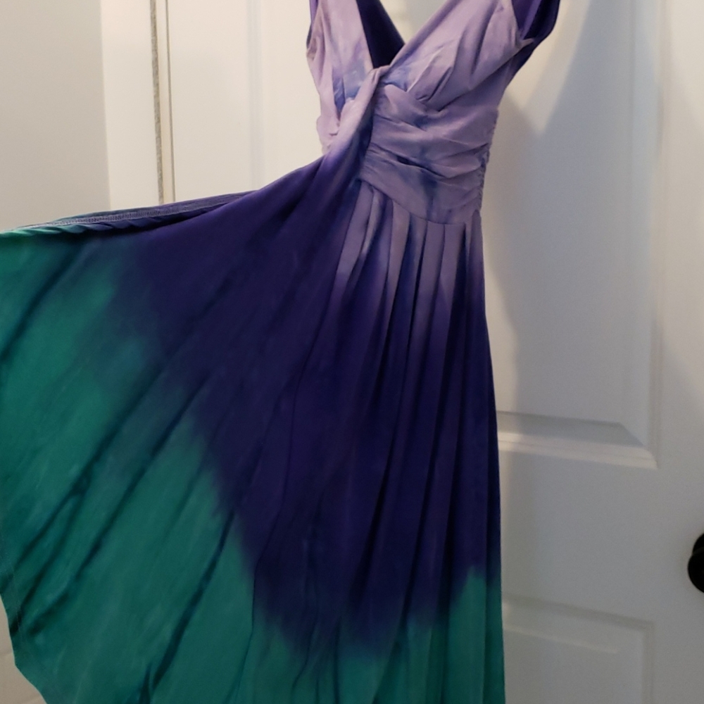 Ladies dress - Picture 4 of 11